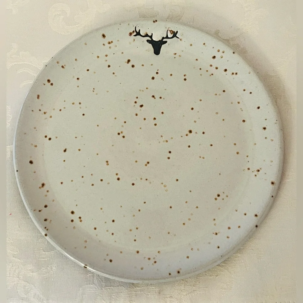 NWOB Pottery Barn Rustic Reindeer Terracotta Dinner Plates S/4 Christmas Holiday - Picture 11 of 16